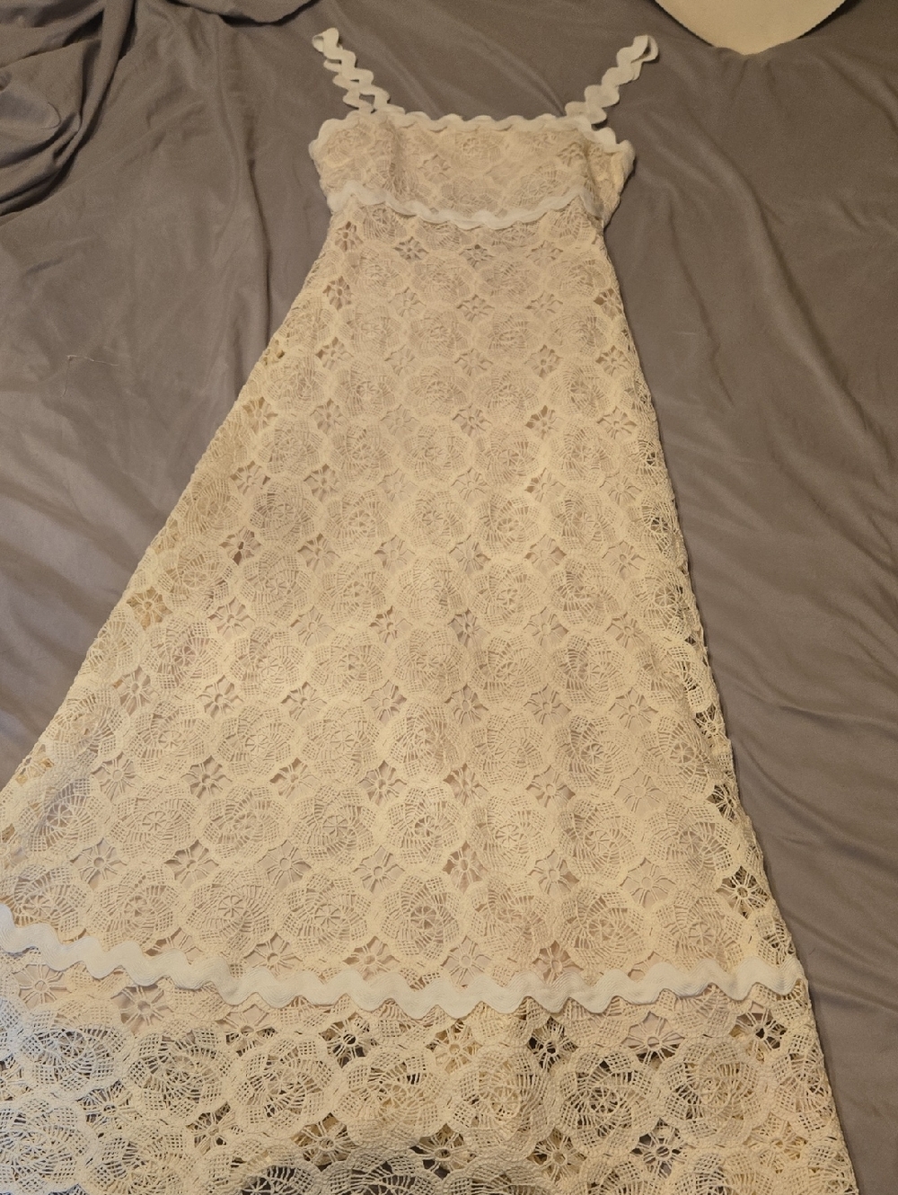 Lace Midi Dress with Scallop Trim - Cream